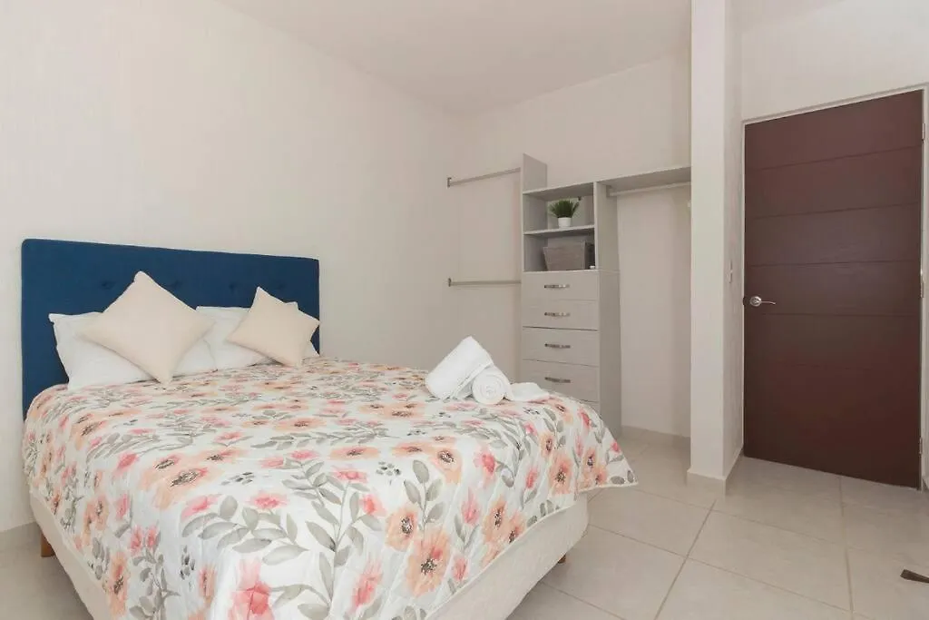 הוילה פלאייה דל כרמן Casa Bella 0*,  מקסיקו